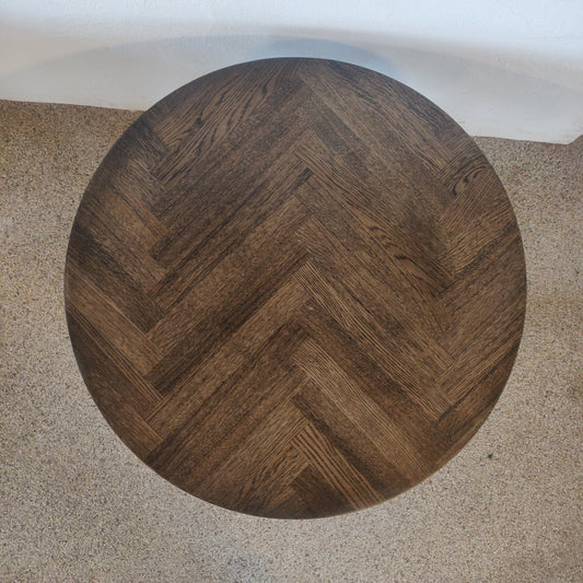 Rundt sildebens sofabord