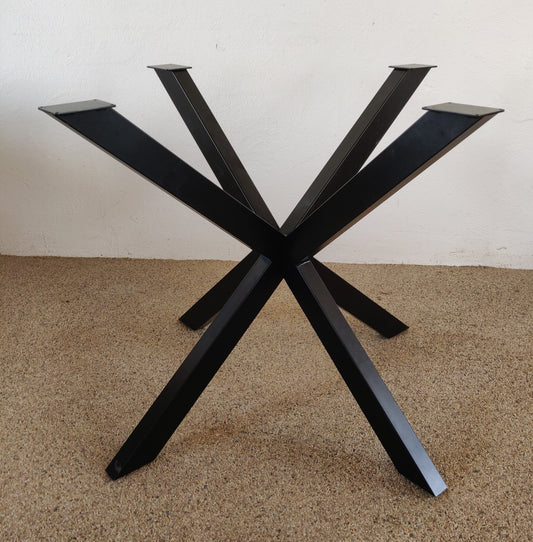 Jernstel til rundt sildebensbord